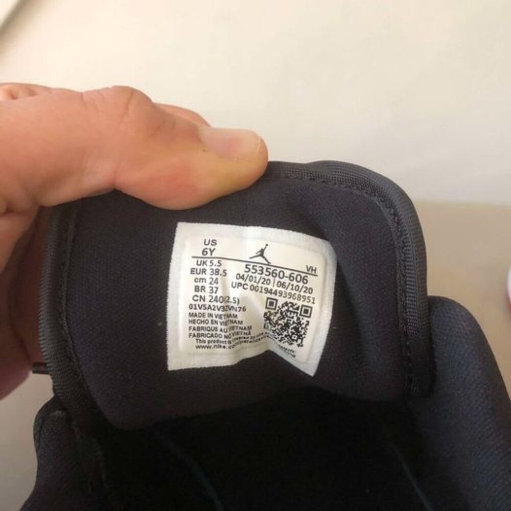 Jordan 1 Low Reverse Bred - Picture 3 of 3